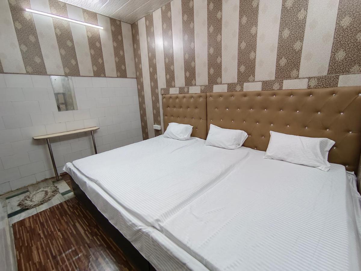 Hotel India Inn Walking Distance From Taj Mahal-- Rooftop Taj Mahal View Agra  Luaran gambar