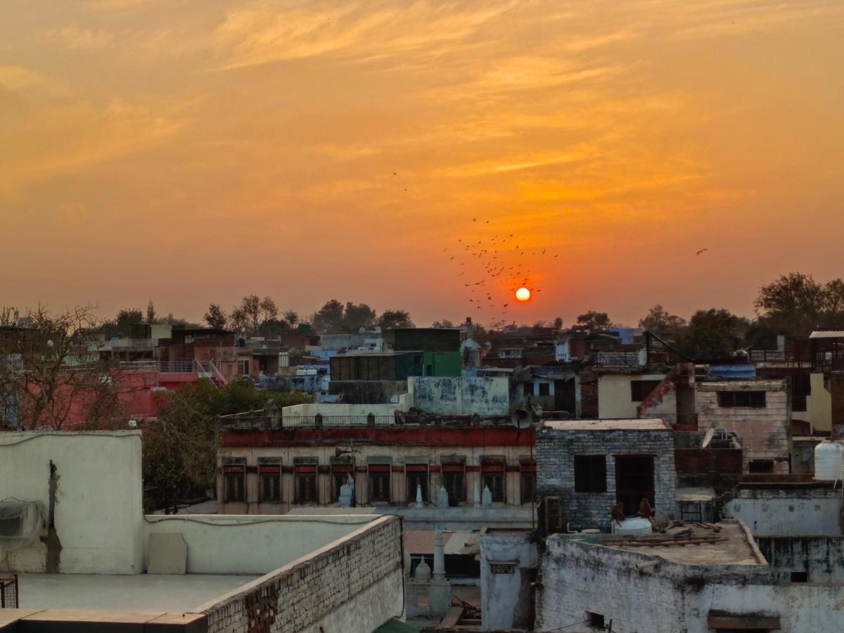 Hotel India Inn Walking Distance From Taj Mahal-- Rooftop Taj Mahal View Agra  Luaran gambar