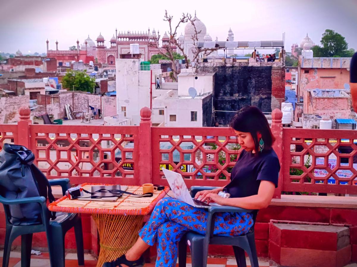 Hotel India Inn Walking Distance From Taj Mahal-- Rooftop Taj Mahal View Agra  Luaran gambar