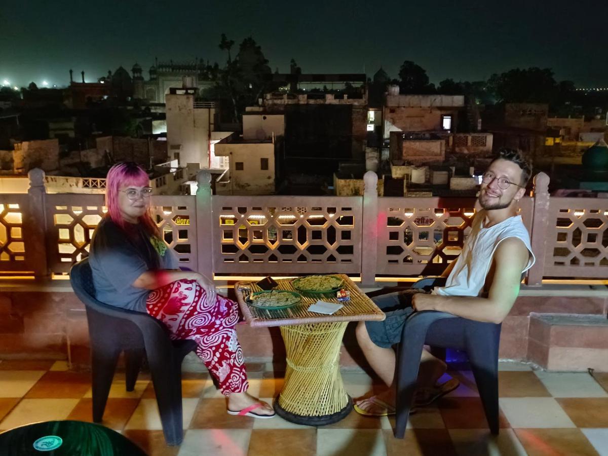 Hotel India Inn Walking Distance From Taj Mahal-- Rooftop Taj Mahal View Agra  Luaran gambar