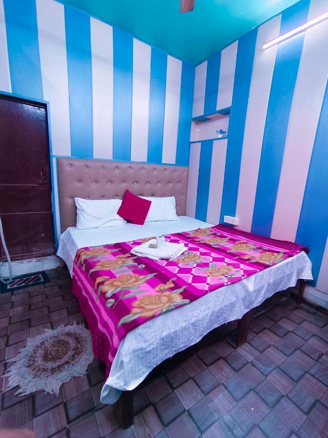 Hotel India Inn Walking Distance From Taj Mahal-- Rooftop Taj Mahal View Agra  Luaran gambar