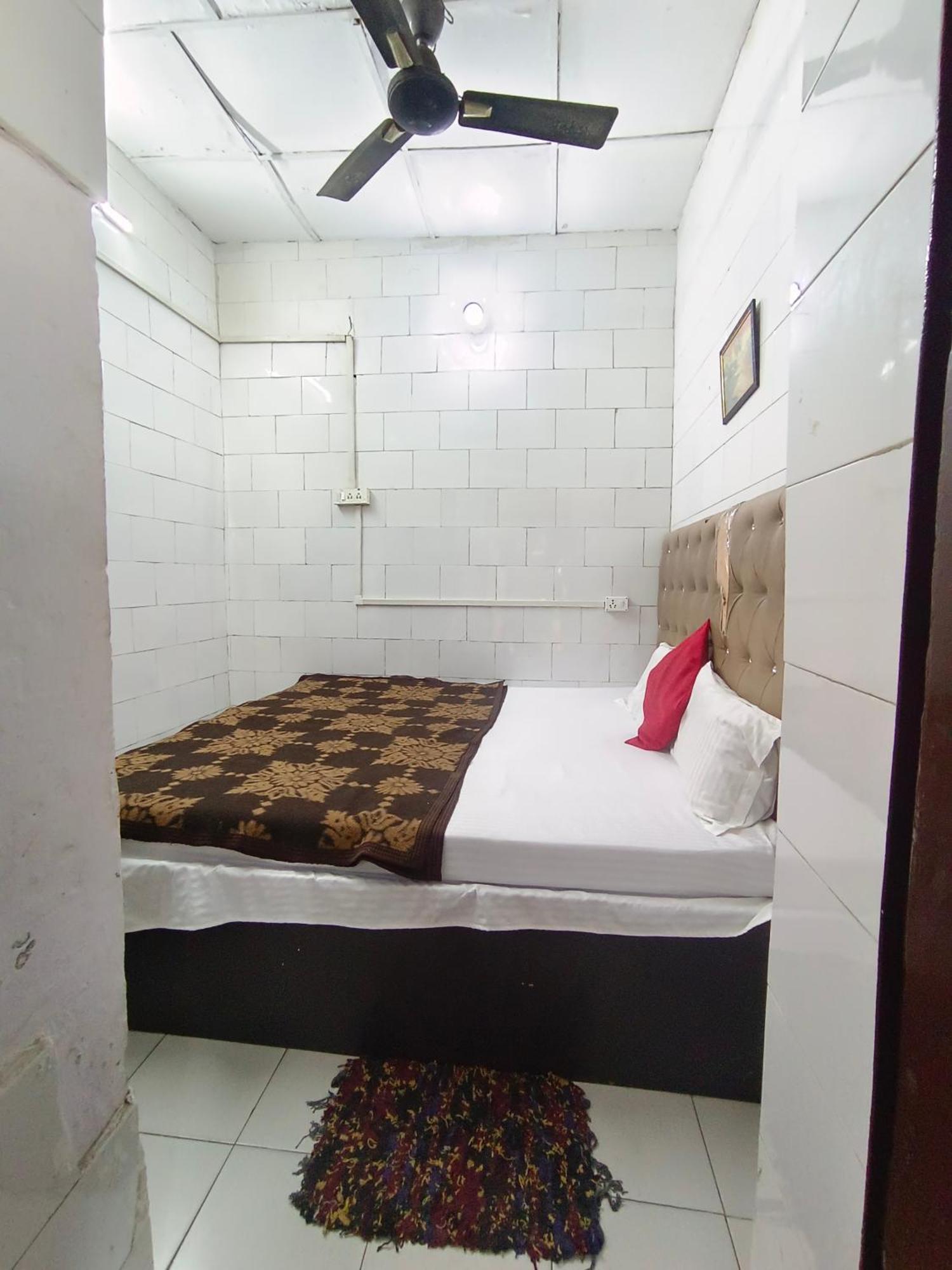 Hotel India Inn Walking Distance From Taj Mahal-- Rooftop Taj Mahal View Agra  Luaran gambar