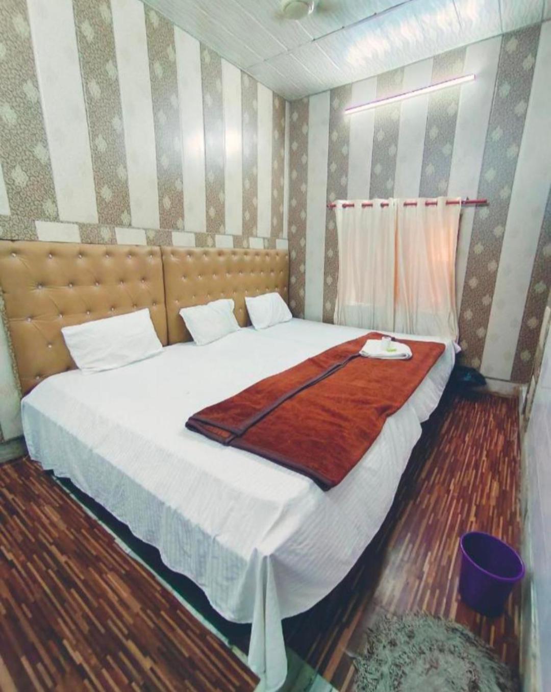 Hotel India Inn Walking Distance From Taj Mahal-- Rooftop Taj Mahal View Agra  Luaran gambar