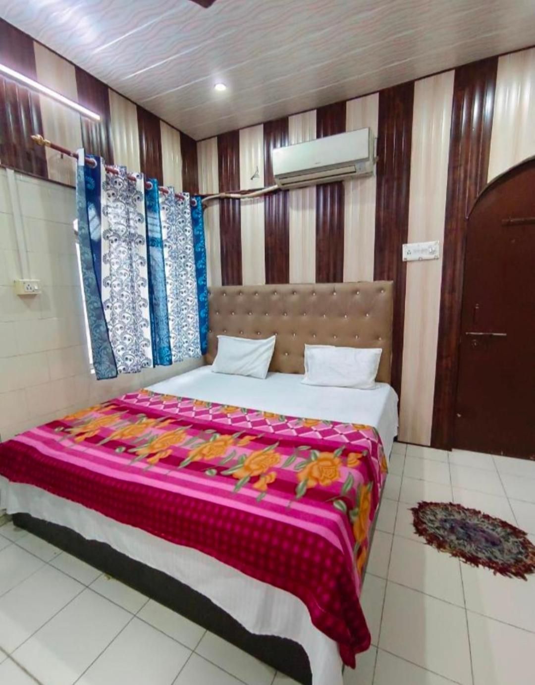 Hotel India Inn Walking Distance From Taj Mahal-- Rooftop Taj Mahal View Agra  Luaran gambar